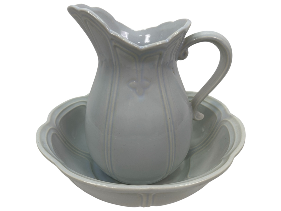 McCoy USA Pottery Pitcher 9.5H And Basin Bowl 11.5W Set [Photo 1]