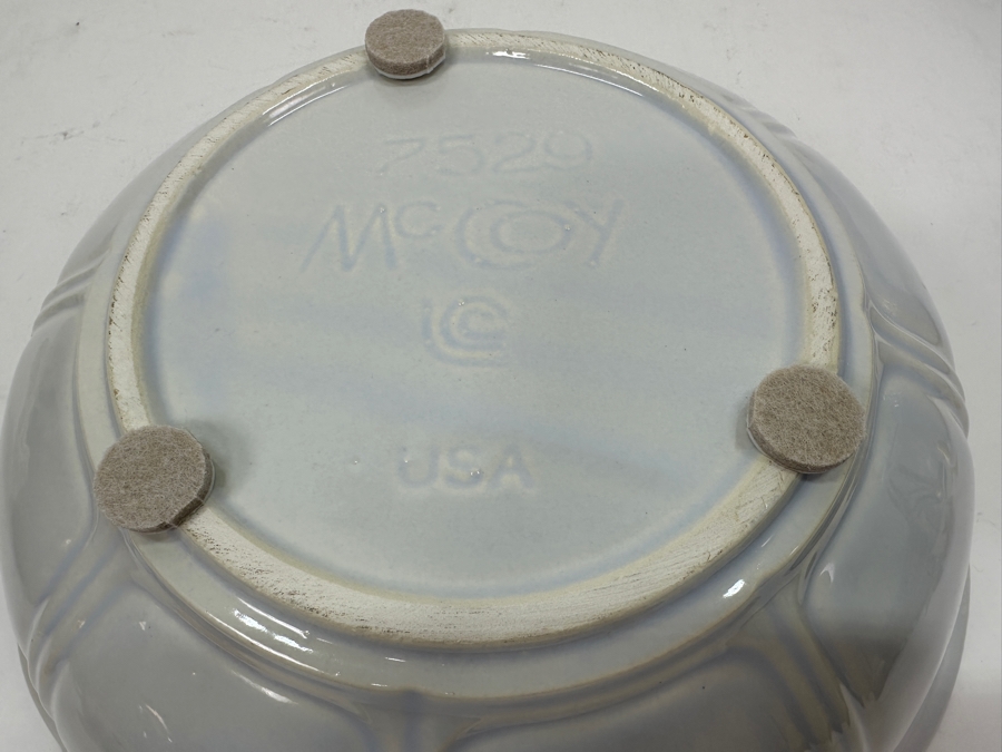 McCoy USA Pottery Pitcher 9.5H And Basin Bowl 11.5W Set [Photo 8]