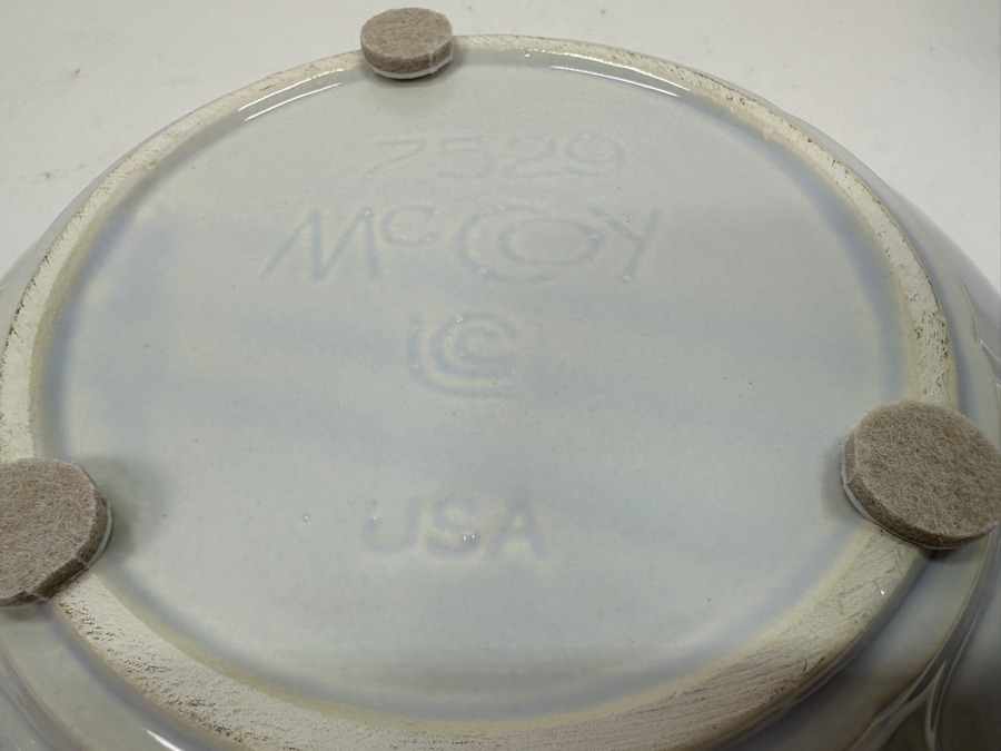 McCoy USA Pottery Pitcher 9.5H And Basin Bowl 11.5W Set [Photo 9]