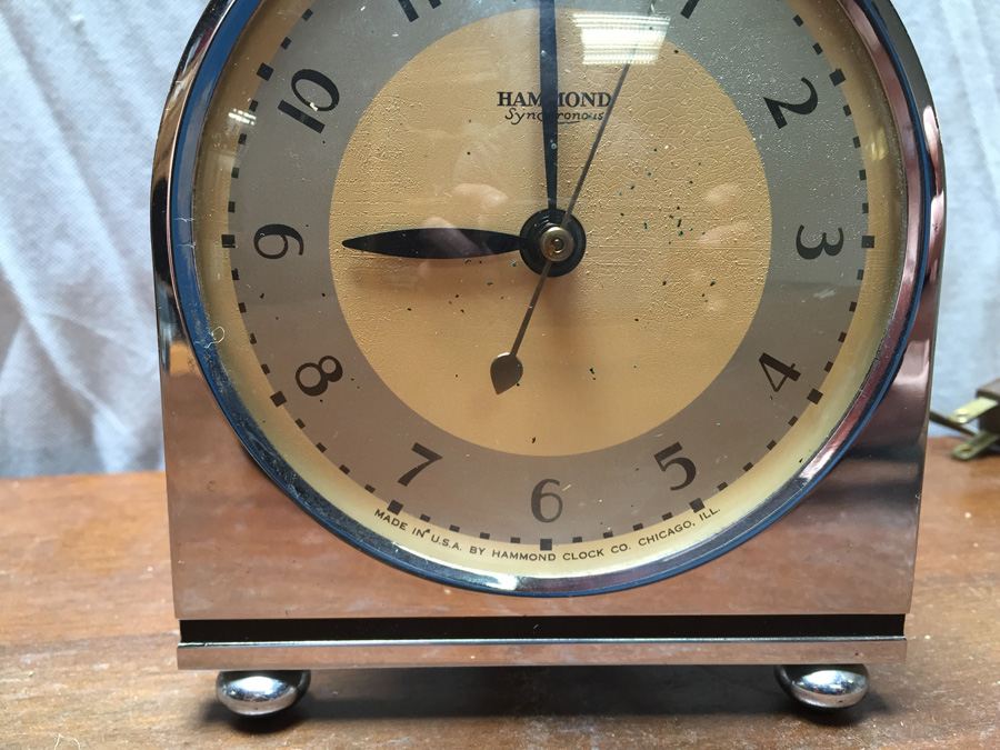 Hammond Synchronous Clock [Photo 3]