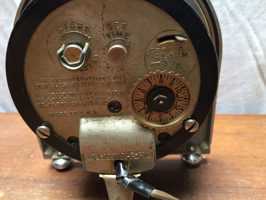 Hammond Synchronous Clock [Photo 11]