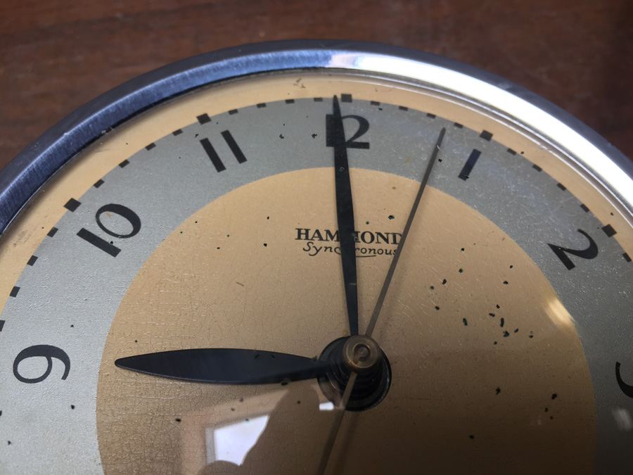 Hammond Synchronous Clock [Photo 6]