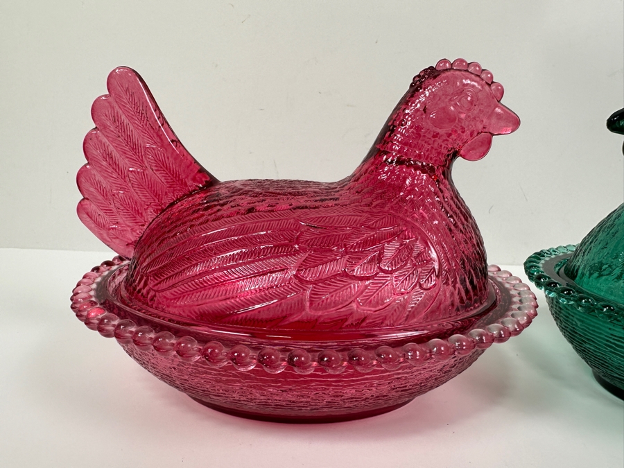 Pair Of Vintage Indiana Glass Hens On Nests [Photo 3]
