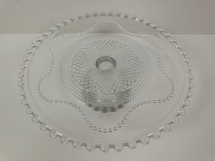 New Nordic Ware Heritage Bundt Pan 10' With Glass Cake Stand 12W X 4H [Photo 10]