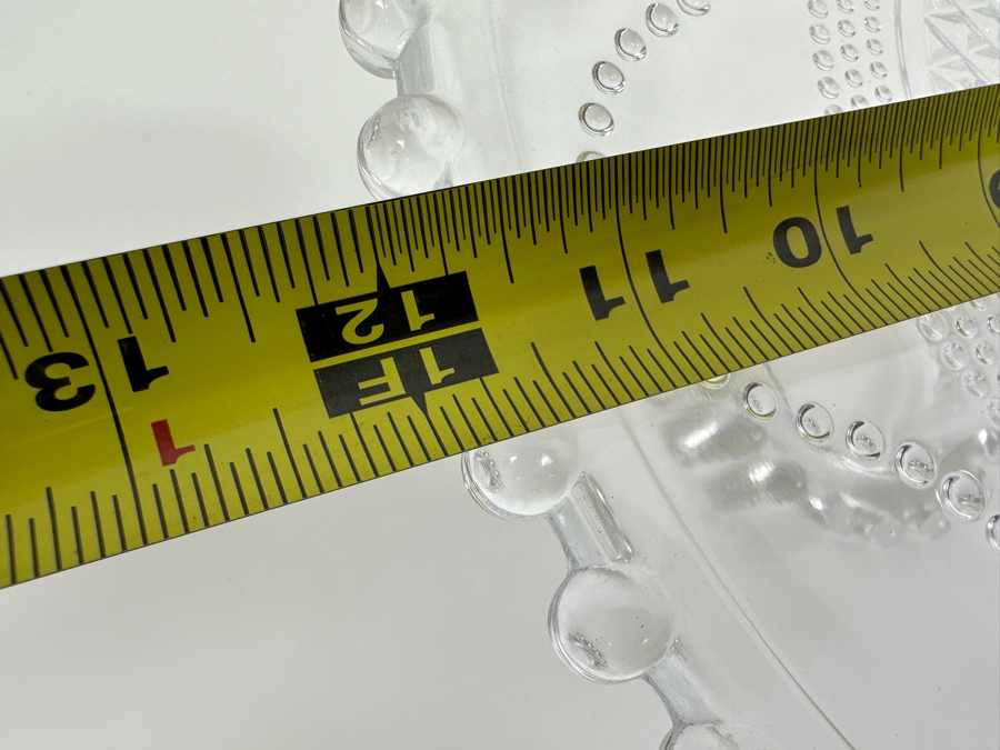 New Nordic Ware Heritage Bundt Pan 10' With Glass Cake Stand 12W X 4H [Photo 13]