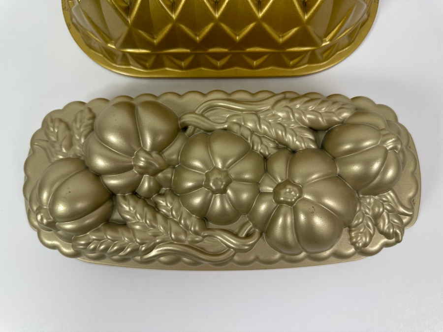 New Nordic Ware Pumpkin Wheat Loaf Pan 12' & Jubilee Loaf Pan 10' [Photo 3]