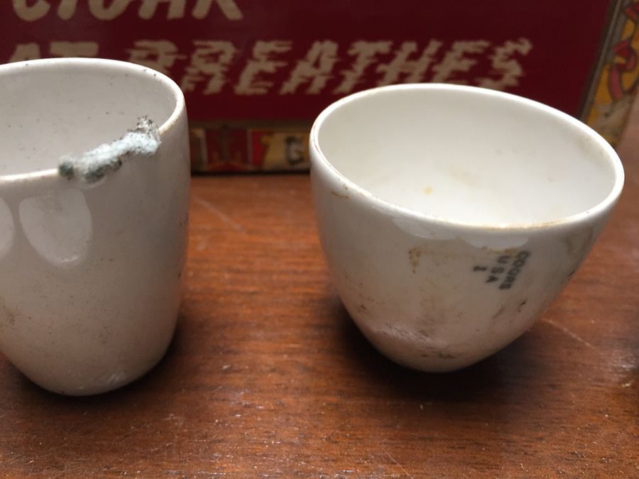 HUGE Vintage Chemistry Lab with Pyrex Glass and Vintage Bottles [Photo 62]