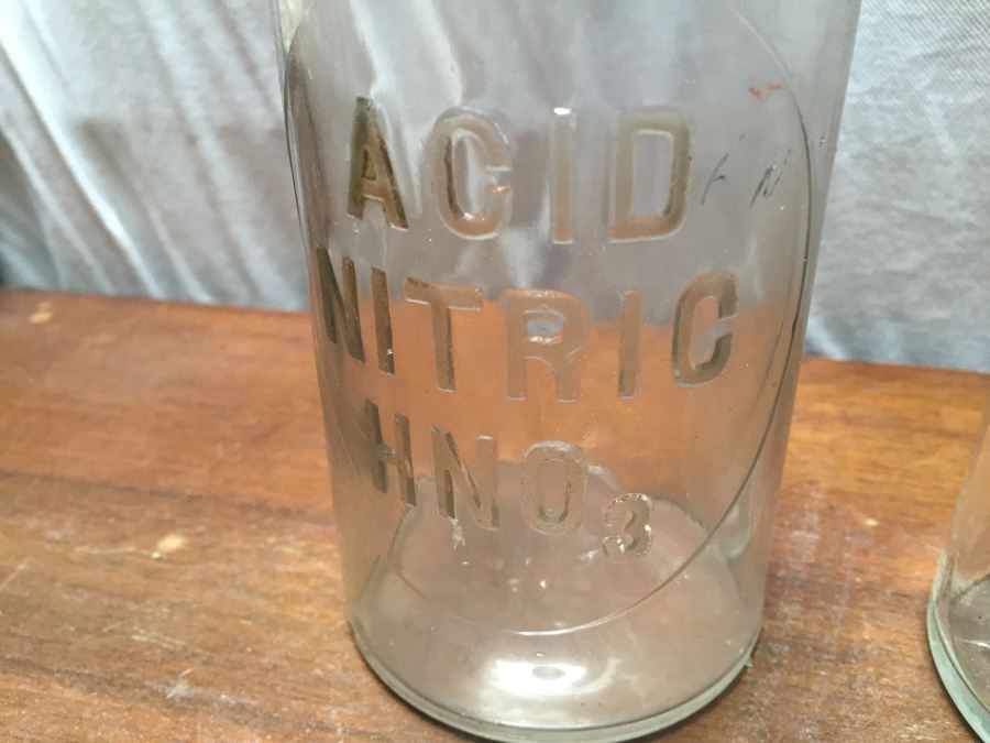 HUGE Vintage Chemistry Lab with Pyrex Glass and Vintage Bottles [Photo 44]