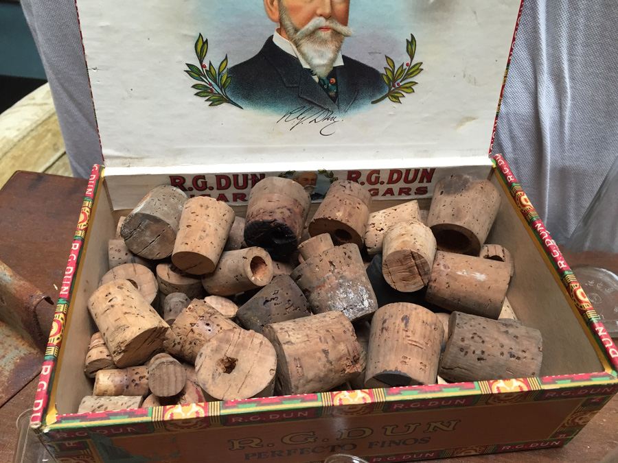 HUGE Vintage Chemistry Lab with Pyrex Glass and Vintage Bottles [Photo 16]