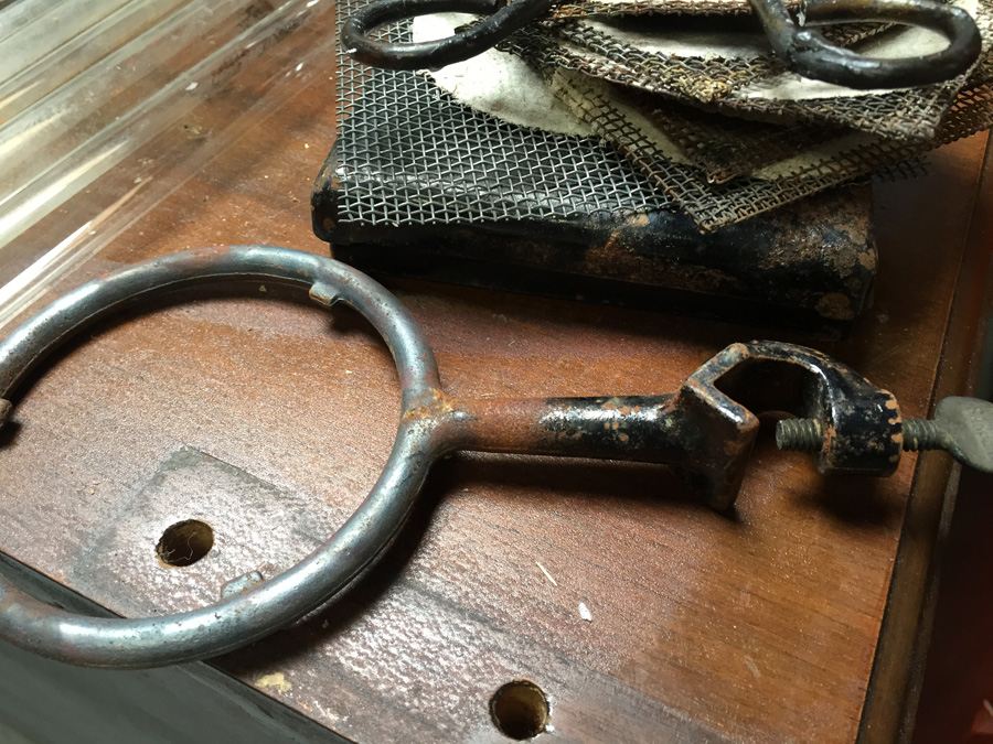 HUGE Vintage Chemistry Lab with Pyrex Glass and Vintage Bottles [Photo 3]