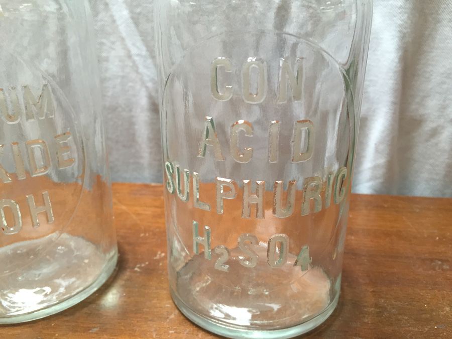 HUGE Vintage Chemistry Lab with Pyrex Glass and Vintage Bottles [Photo 36]