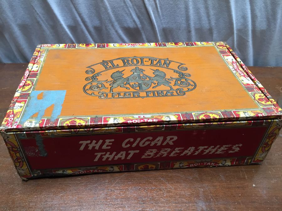 HUGE Vintage Chemistry Lab with Pyrex Glass and Vintage Bottles [Photo 49]