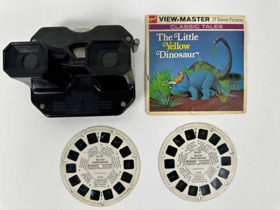 Vintage Sawyer's View-Master With The Little Yellow Dinosaur 21 Stereo Pictures [Photo 2]