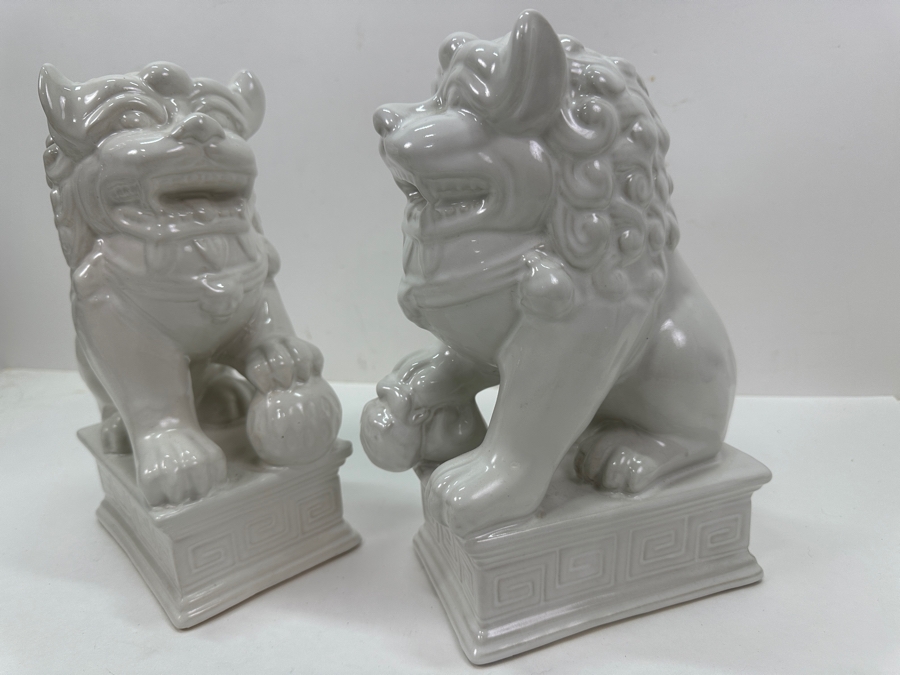 Pair Of Ballard Designs White Ceramic Foo Dog Sculptures 10.25'H [Photo 4]