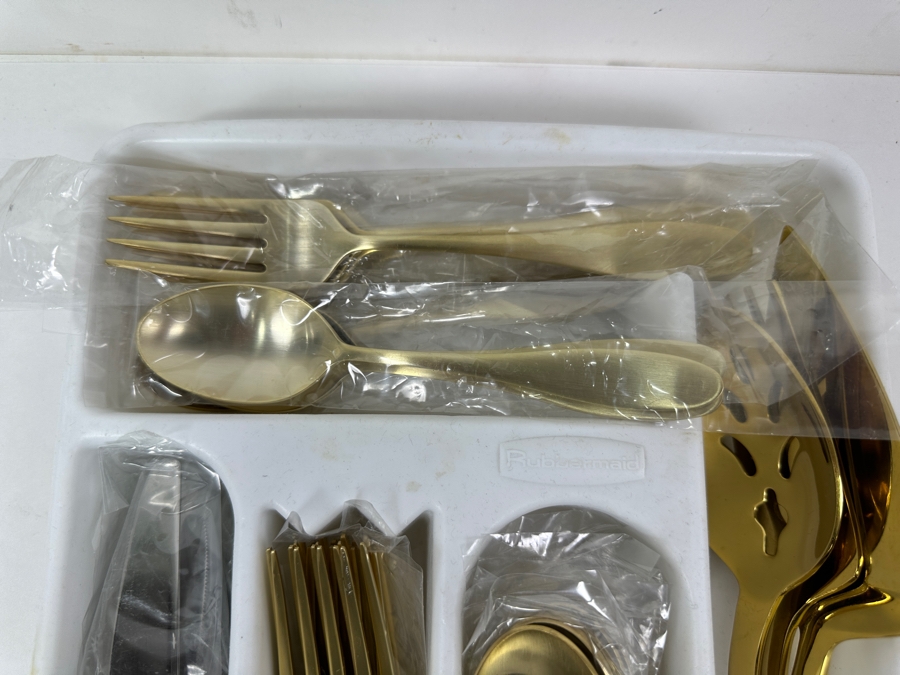 New Towle Living Gold Tone Stainless Steel Flatware Set Approximate Service For 8 [Photo 4]