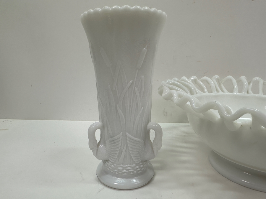 (3) Vintage Milk Glass Footed Bowls [Photo 11]