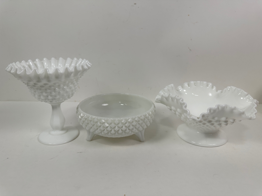 (3) Vintage Milk Glass Footed Bowls [Photo 2]