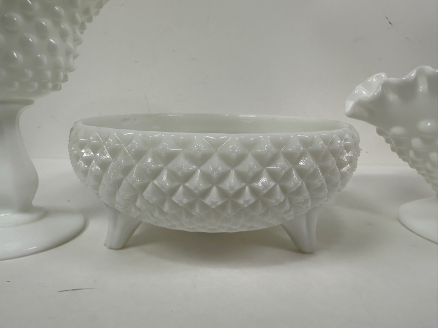 (3) Vintage Milk Glass Footed Bowls [Photo 5]