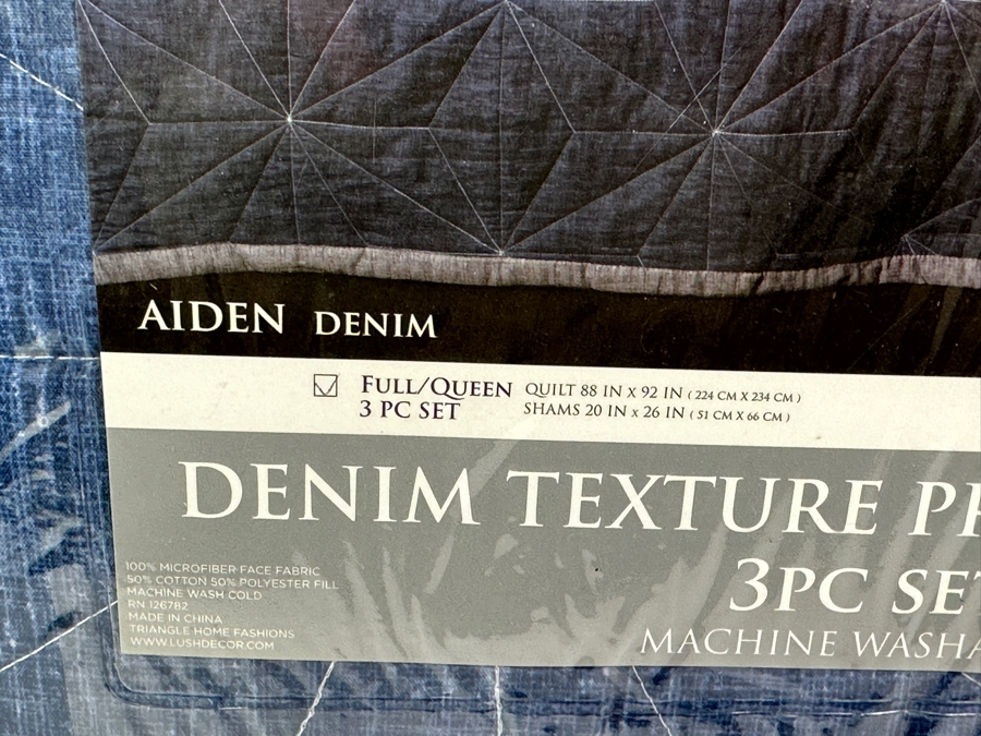 New Lush Decor Aiden Denim Texture Printed Quilt With Shams Full/Queen Retails $160 [Photo 3]