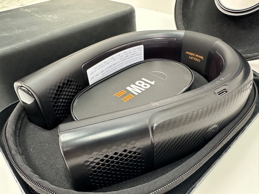 COOLiFY 2S Wearable Neck Air Conditioner [Photo 4]