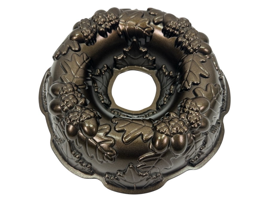 New Nordic Ware Fall Harvest Bundt Pan [Photo 1]