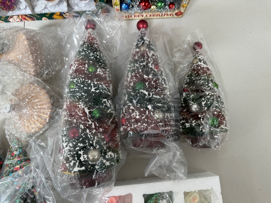 New Christmas Ornaments And Decor [Photo 16]