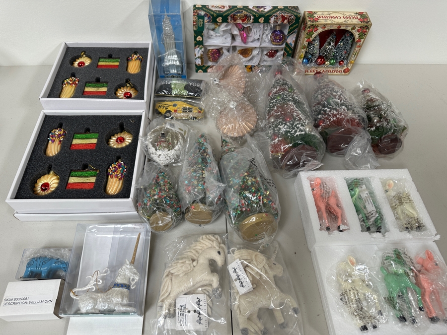 New Christmas Ornaments And Decor [Photo 17]