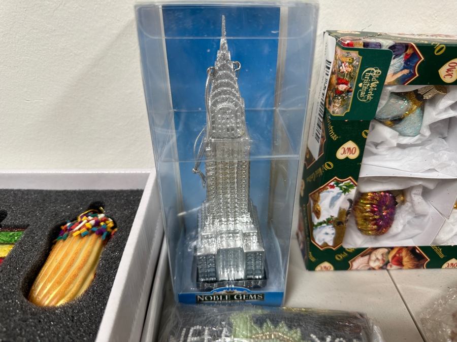 New Christmas Ornaments And Decor [Photo 6]