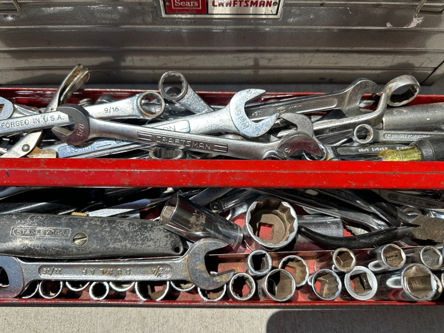 Vintage Sears Craftsman Portable Toolbox Filled With Tools - See Photos [Photo 5]