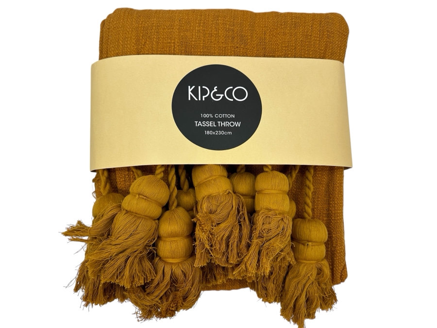 New Kip & Co 100% Cotton Tassel Throw Designed In Melbourne / Made In India 180cm X 230cm Retails $175 [Photo 1]