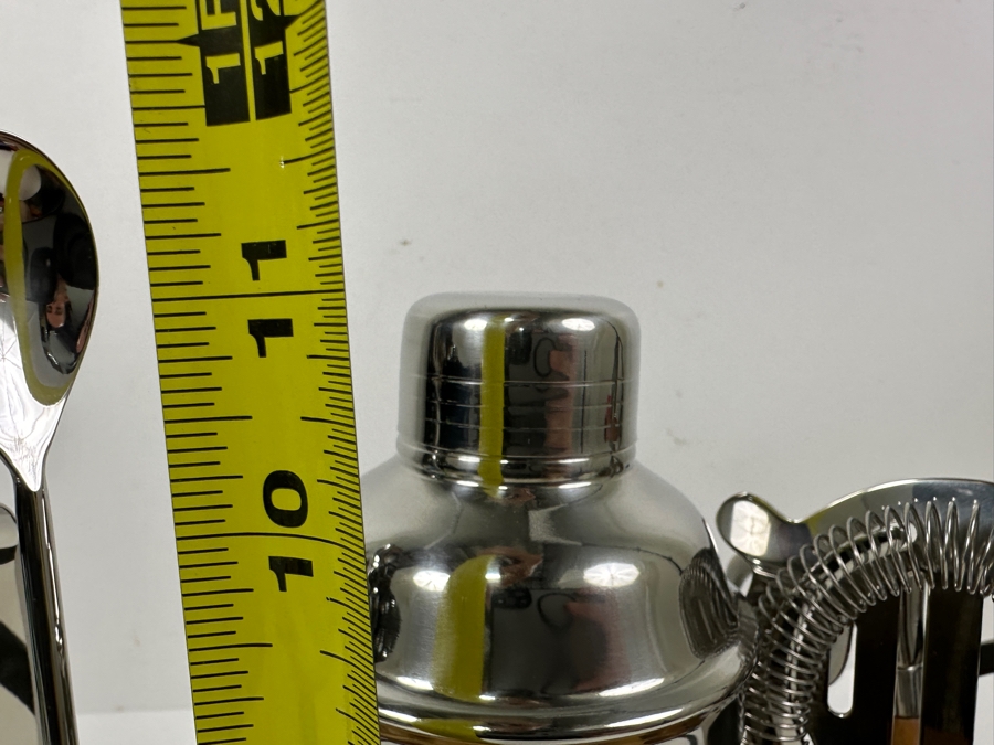 Frontgate Barware Cocktail Shaker Set With Stand 12W X 11H [Photo 8]