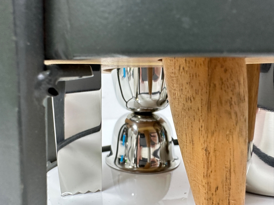 Frontgate Barware Cocktail Shaker Set With Stand 12W X 11H [Photo 4]