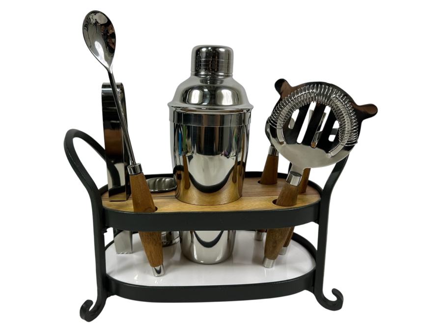 Frontgate Barware Cocktail Shaker Set With Stand 12W X 11H [Photo 1]