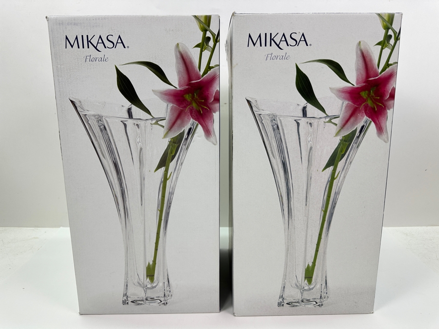 Pair Of Mikasa Florale 14' Vases With Original Boxes 5065964 Retails $174 [Photo 2]