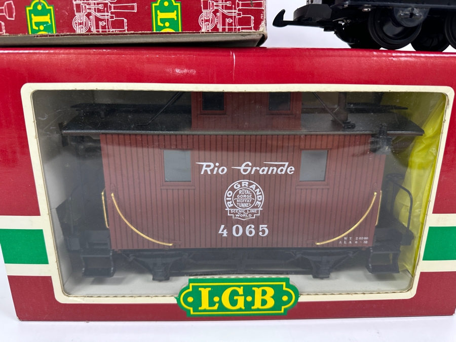LGB Lehmann Gross Bahn The Big Train With Original Boxes: Rio Grande Caboose 4065 & Flat Car With Wine Barrel 4047 [Photo 2]