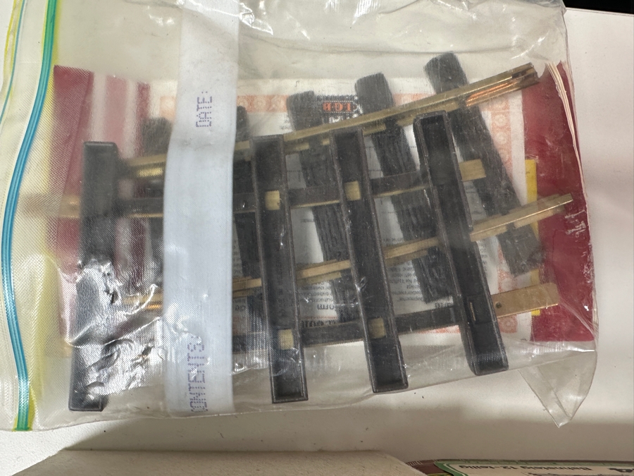 Just Added - LGB Lehmann Gross Bahn The Big Train Extra Tracks & Accessories [Photo 13]