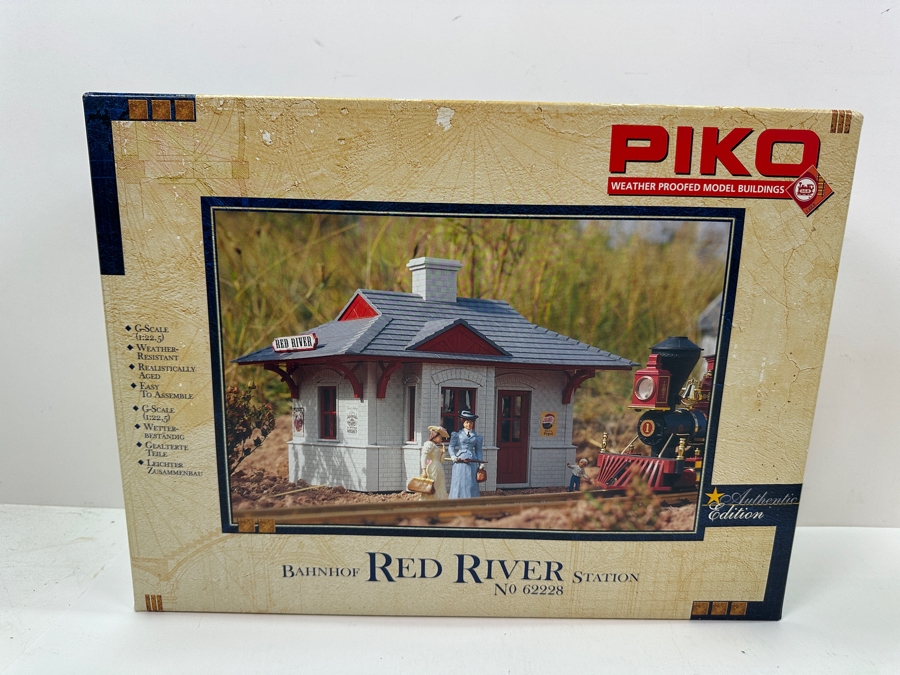 Just Added - MRC Trainpower 6200 Train Transformer & PIKO Bahnhof Red River Station [Photo 3]