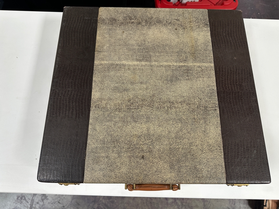 Just Added - Vintage John Samuels Co. J. S. Adult Games Good Luck Brand Portable Gambling Suitcase With Roulette Wheel, Poker, Chess, Checkers, Cards, Gambling Chips, Backgammon & More 20 X 19 X 5 [Photo 10]