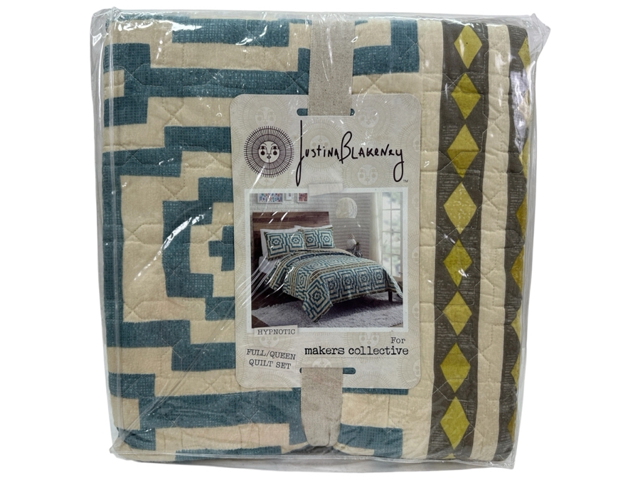 Just Added - New Justina Blakeney For Makers Collective Hypnotic Full/Queen Duvet Set With Duvet & 2 Shams [Photo 1]