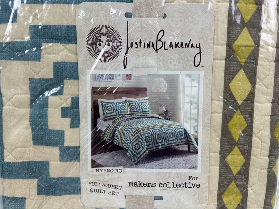 Just Added - New Justina Blakeney For Makers Collective Hypnotic Full/Queen Duvet Set With Duvet & 2 Shams [Photo 2]
