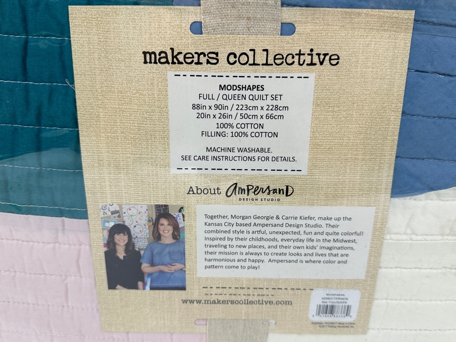 Just Added - New Makers Collective Featuring Ampersand Design Studio Modshapes Full/Queen Quilt Set [Photo 5]