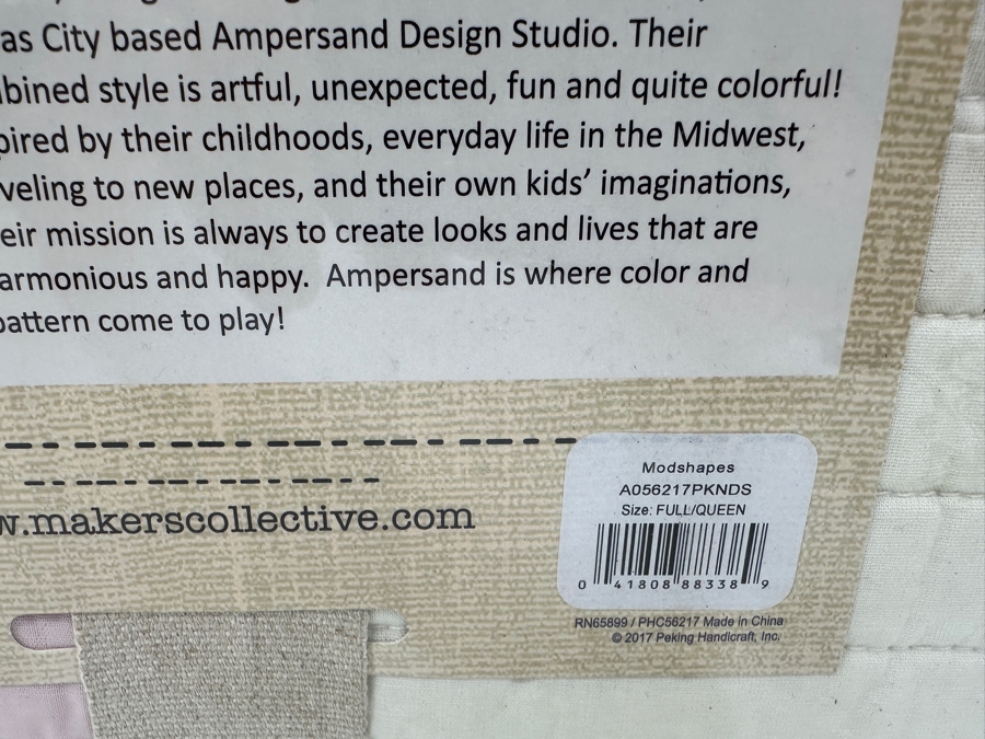 Just Added - New Makers Collective Featuring Ampersand Design Studio Modshapes Full/Queen Quilt Set [Photo 7]