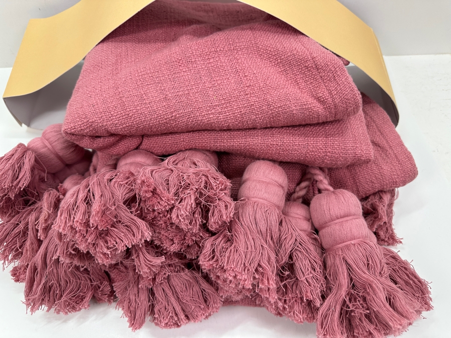 Just Added - New Kip & Co 100% Cotton Tassel Throw Designed In Melbourne / Made In India 180cm x 230cm Retails $175 [Photo 2]