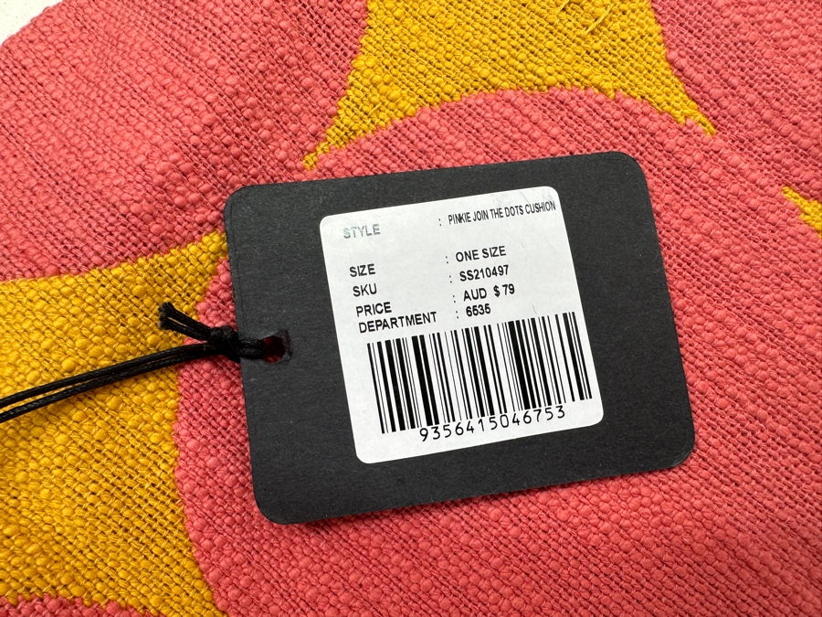 Just Added - New Kip & Co 100% Cotton Tassel Throw Designed In Melbourne / Made In India 180cm x 230cm Retails $175 Plus 2 New Pillowcases [Photo 4]