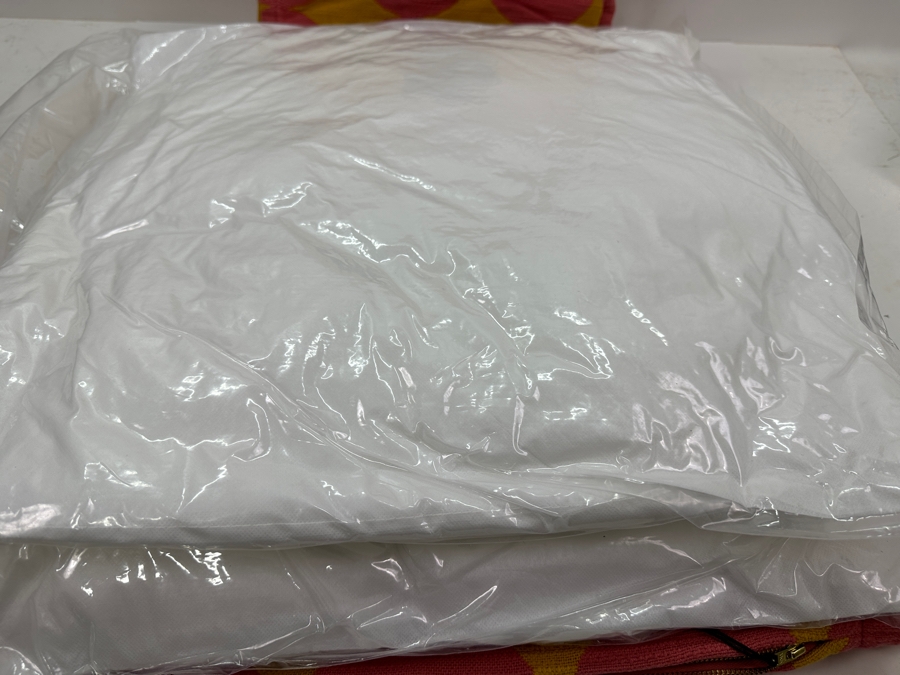 Just Added - New Kip & Co 100% Cotton Tassel Throw Designed In Melbourne / Made In India 180cm x 230cm Retails $175 Plus 2 New Pillowcases [Photo 7]