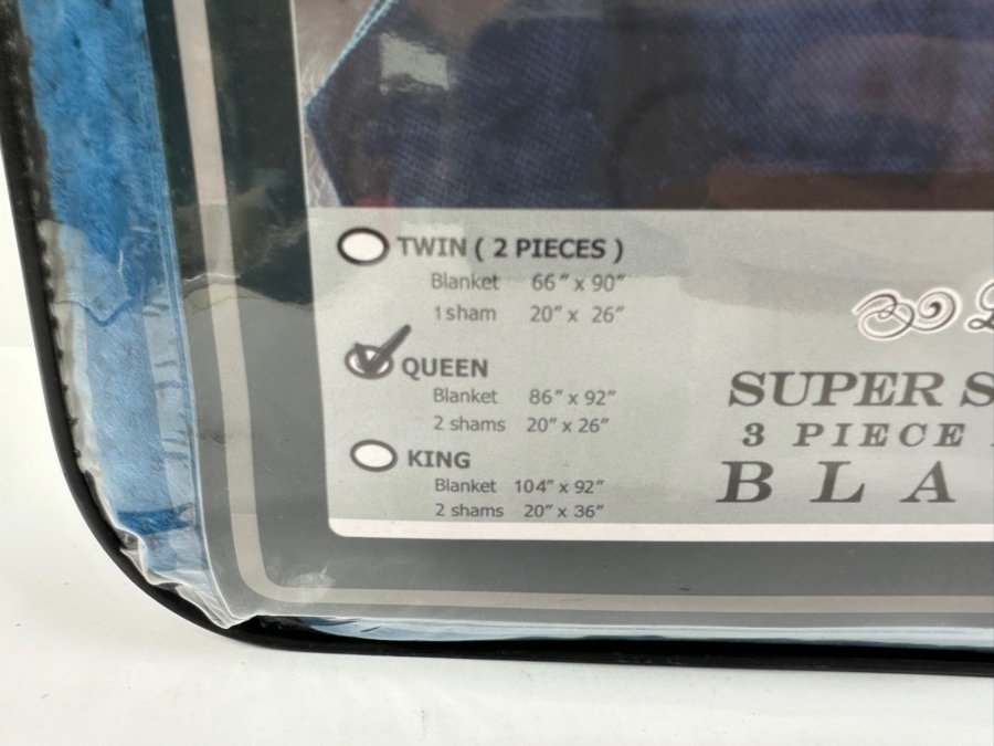 Just Added - New Luxembourg Super Soft Mink 3 Piece Reversible Blanket Queen [Photo 3]