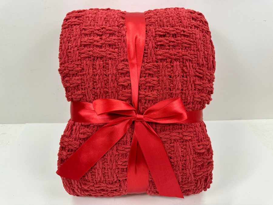 Just Added - New Boon Decorative Red Jumbo Cable Throw Blanket 60 X 80 [Photo 3]