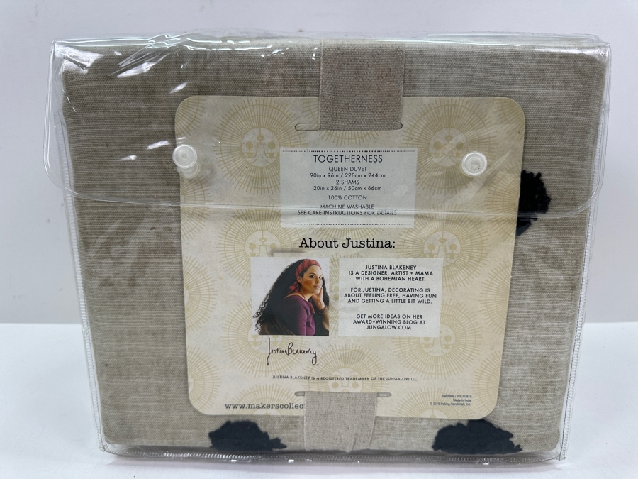 Just Added - New Justina Blakeney For Makers Collective Togetherness Queen Duvet Set With Duvet & 2 Shams [Photo 4]