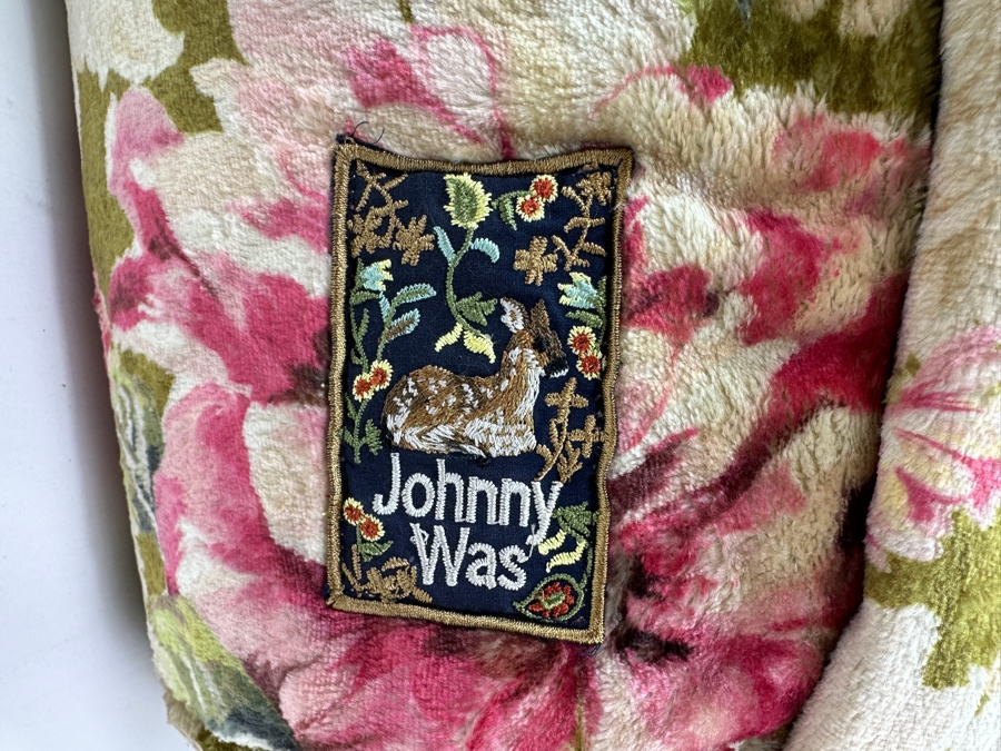 Just Added - New Johnny Was Vintage Rose Cozy Blanket Retails $248 [Photo 3]