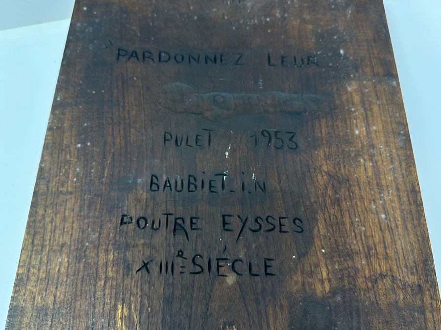 Just Added - Stunning Vintage 1953 Relief Carved Wooden Sculpture Of Jesus On The Cross Titled 'Pardonnez Leur' / 'Forgive Them' Signed Verso 12W X 19.5H X 7D [Photo 15]